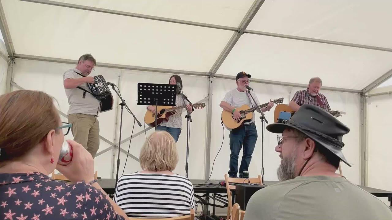 Please Don't Bury Me. Cover of the ©John Prine song from the Ugie Wall of Sound folk band