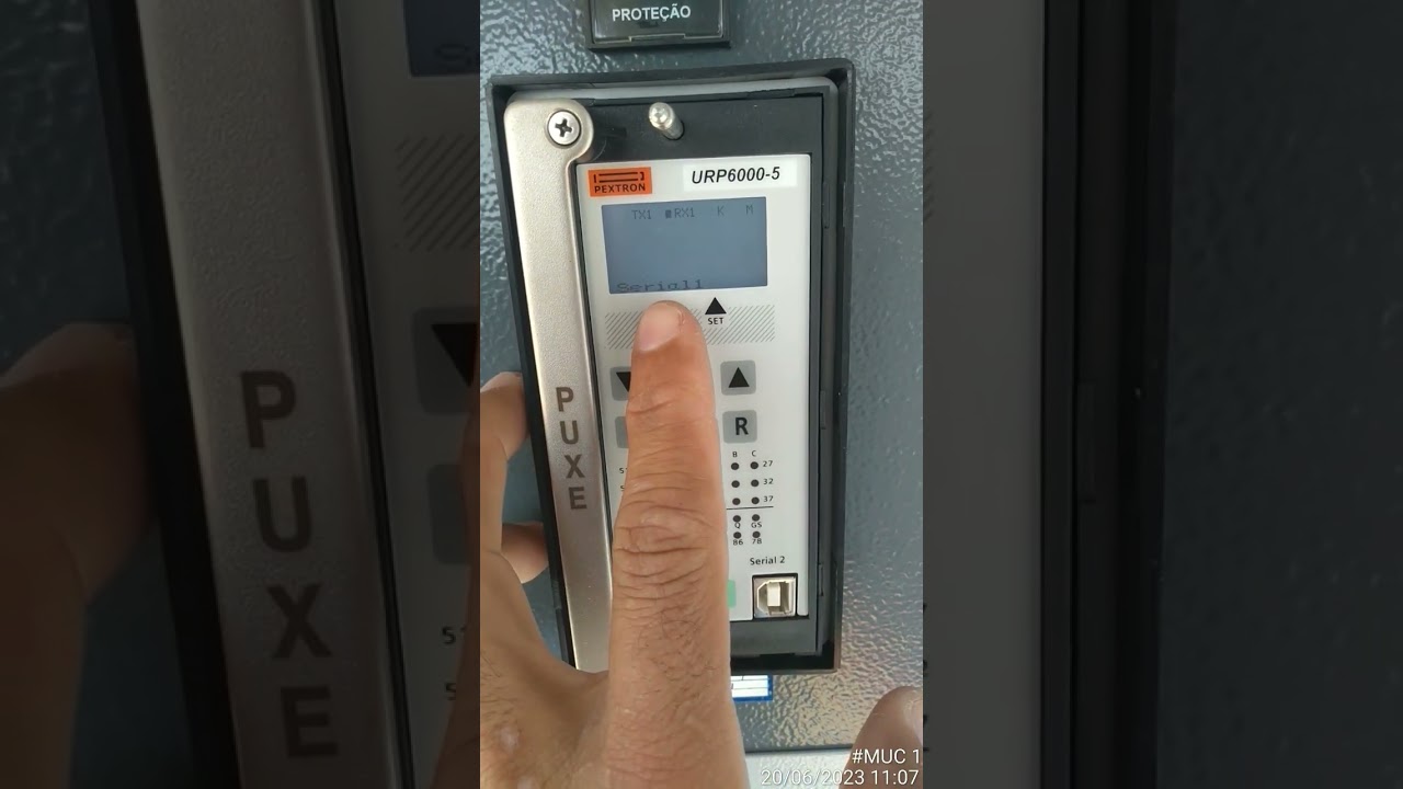 Relé Pextron - Parametrização de porta serial RS-485 via IHM