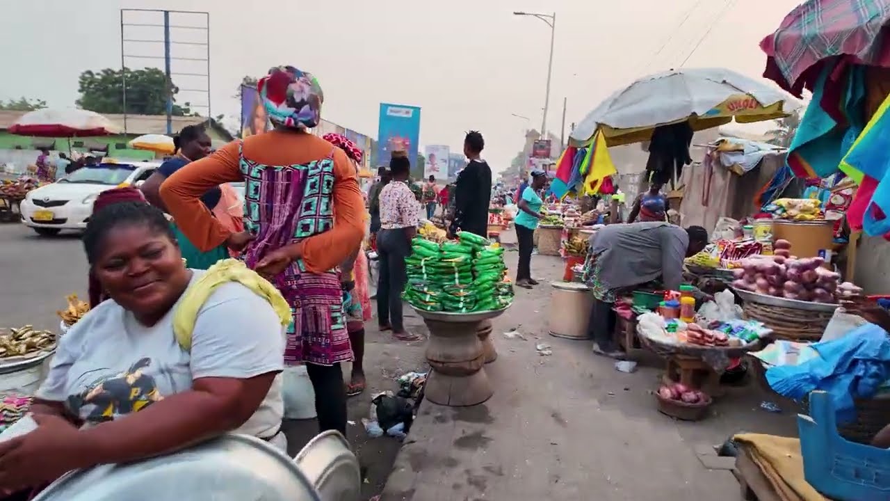 BIGGEST NIGHT IN AFRICA STREET MARKET GHANA ACCRA MAKOLA