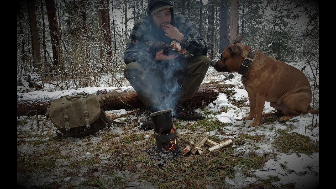 Pohoda v lese...drievkač , klobása-slanina-syr , čaj...(Bushcraft day...Sausage-Bacon-Cheese , Tea).