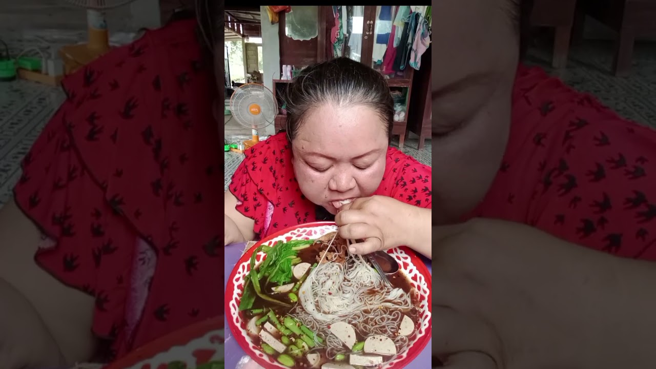 ขนมเส้นซาวน้ำปลาร้านัวๆ