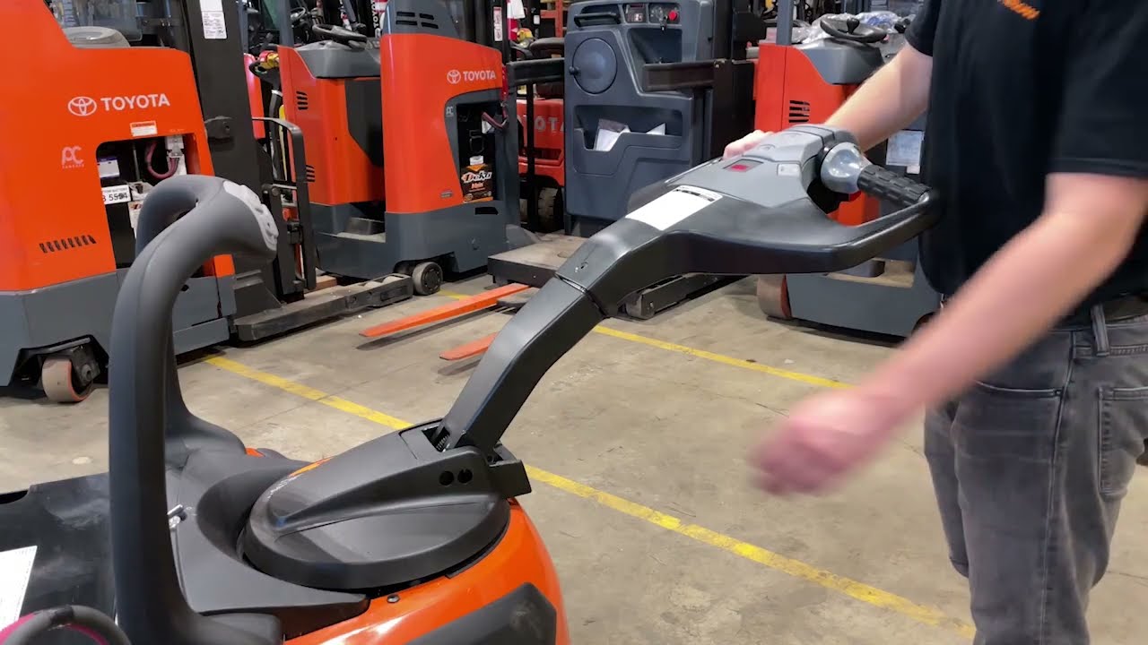 Toyota End Controlled Rider Pallet Jack Walk Around Video