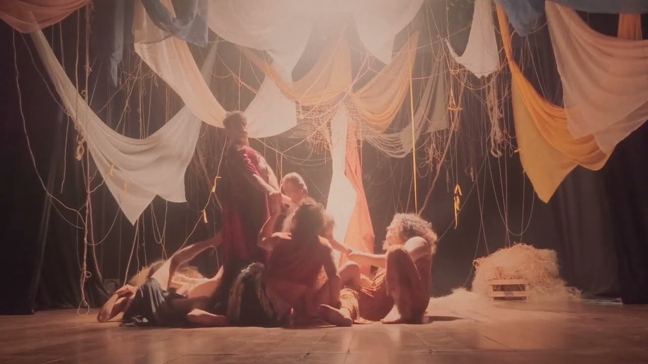 Apresenta&ccedil;&atilde;o do espet&aacute;culo 