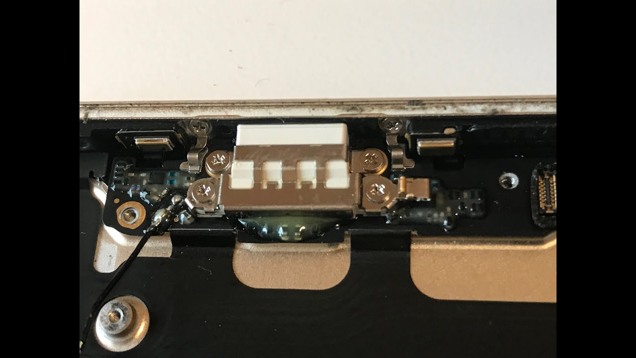 22 | iphone 1784 repair | making diagram for power jack screws (to keep screws organized)