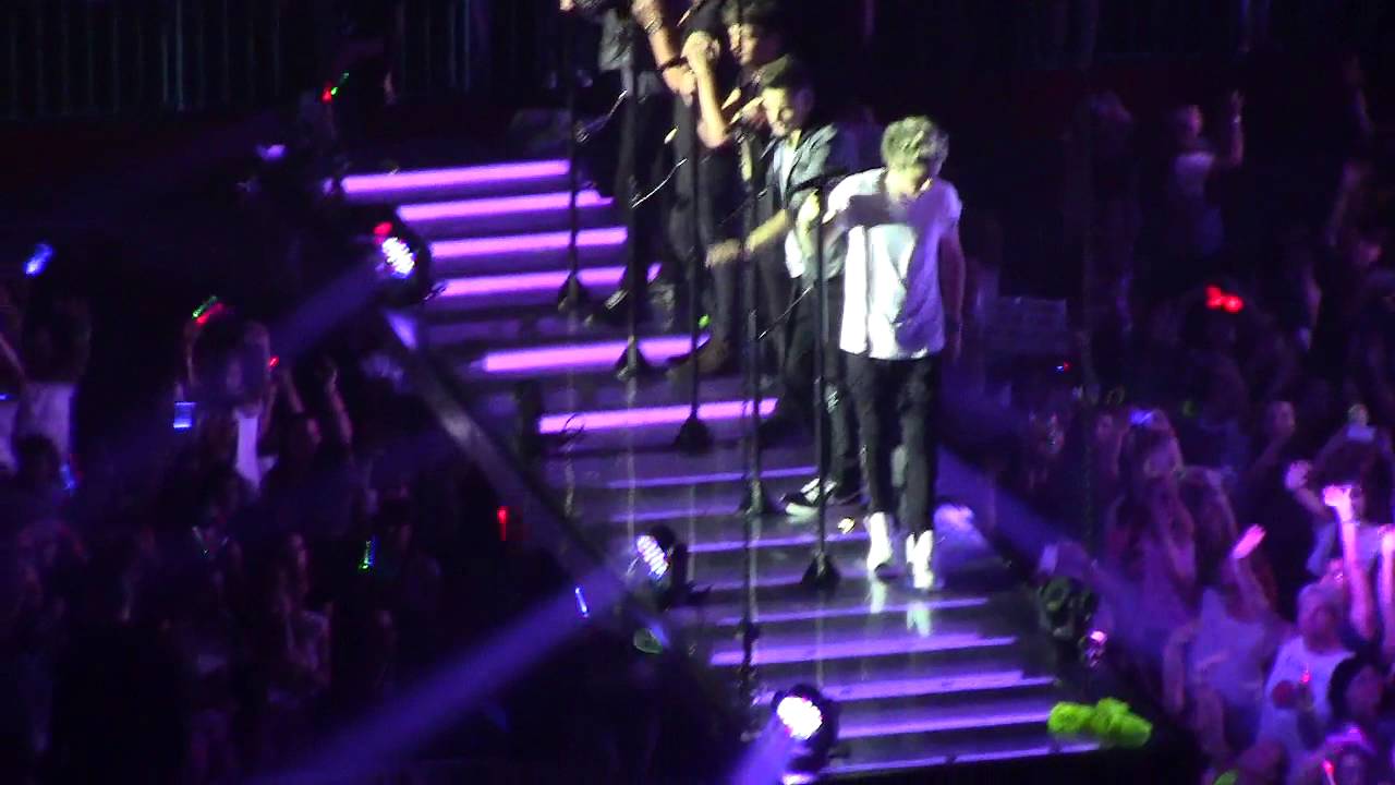 Moments - One Direction 26/05/2013 Lisbon TMH Tour HD