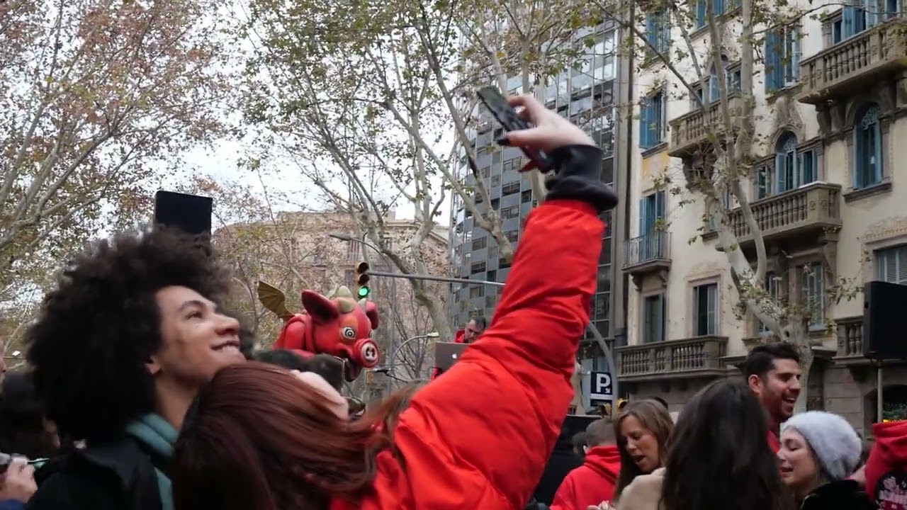2024 (14/01). MÚSICA I VERMUT  A LA FÀBRICA MORITZ. FESTES DE SANT ANTONI: BARCELONA.