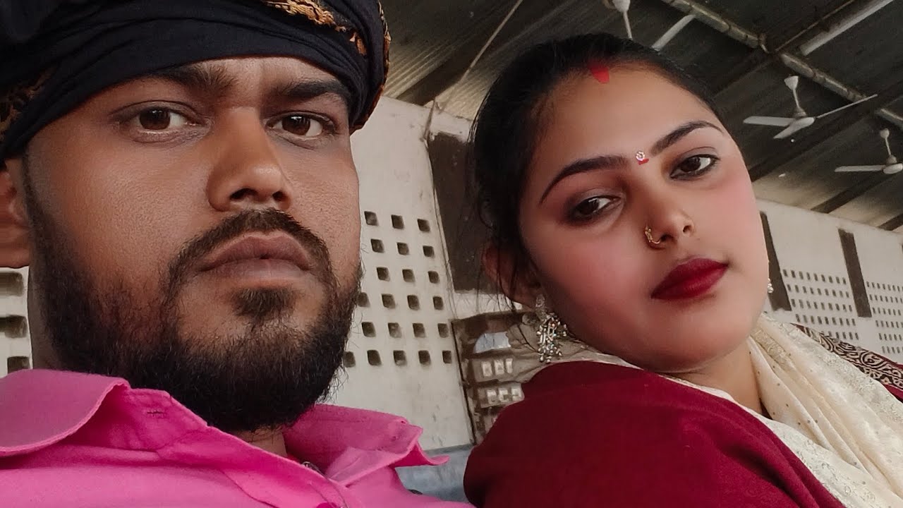 Gudiya Gazipuriya  is live