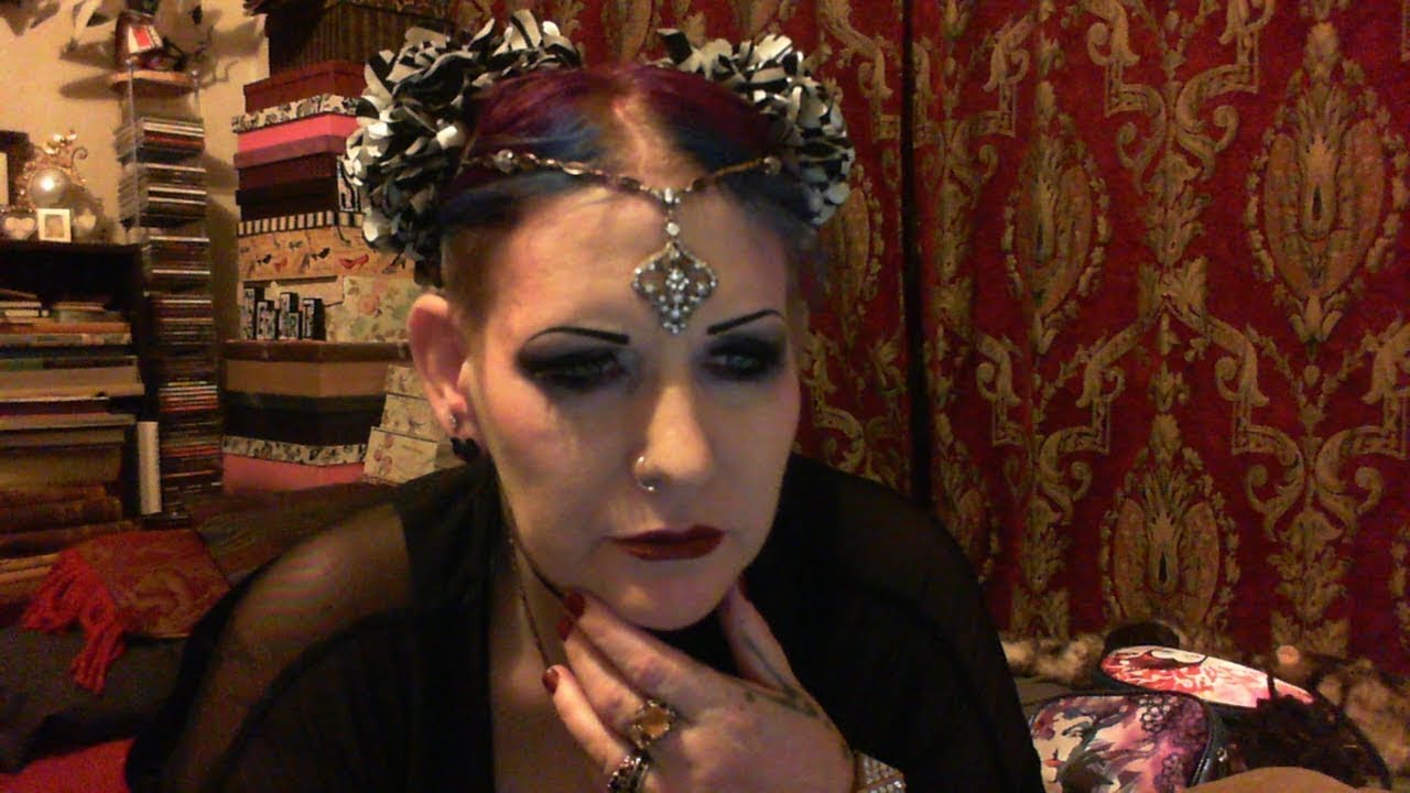 Elder Goths Make Up of the Day - Older Skin - The Gothic Bohemian Salo