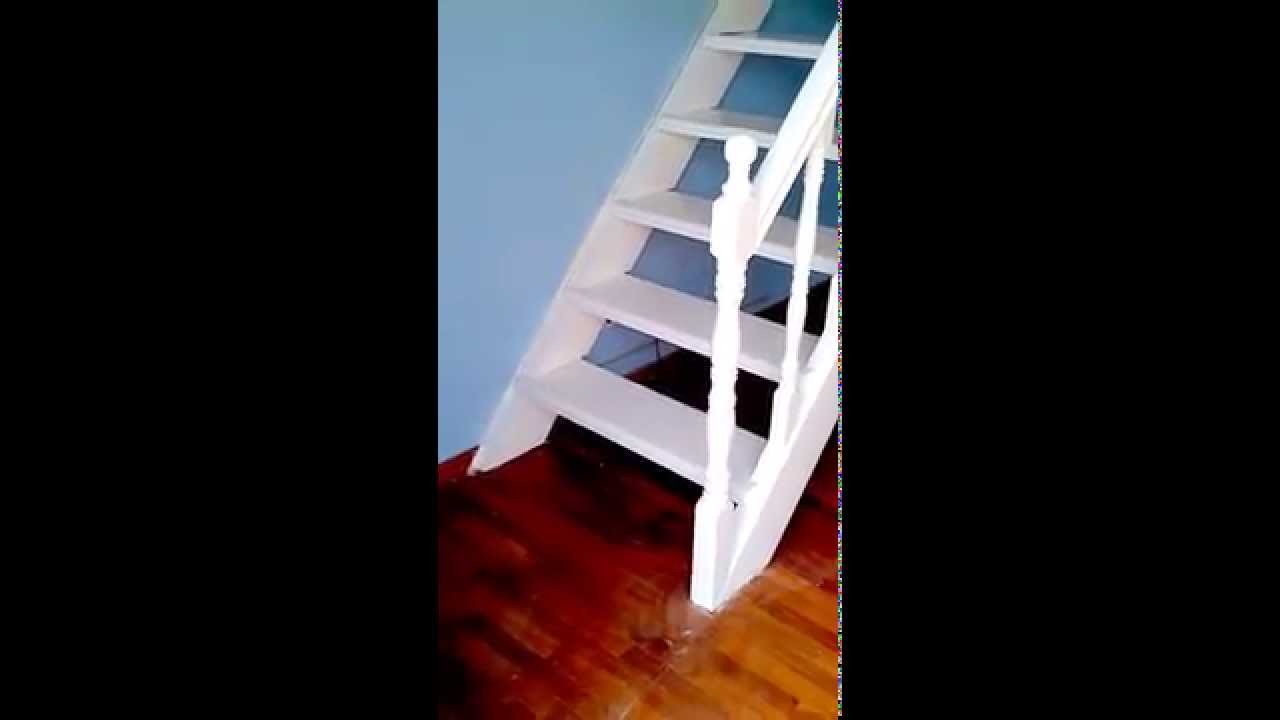 Entrepiso escalera baranda pintados