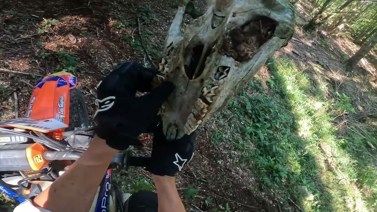 BIG CRASHES ENDURO!! - Enduro Goons #2