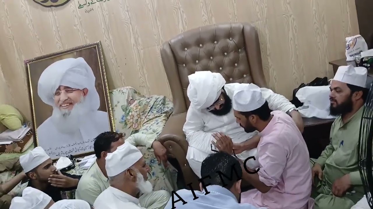 مظہر فاروق چوراھی نے اپنے مرشدکریم کی شان میں قصیدہ لکھا بھی اور پڑھ کر کمال کر دیا