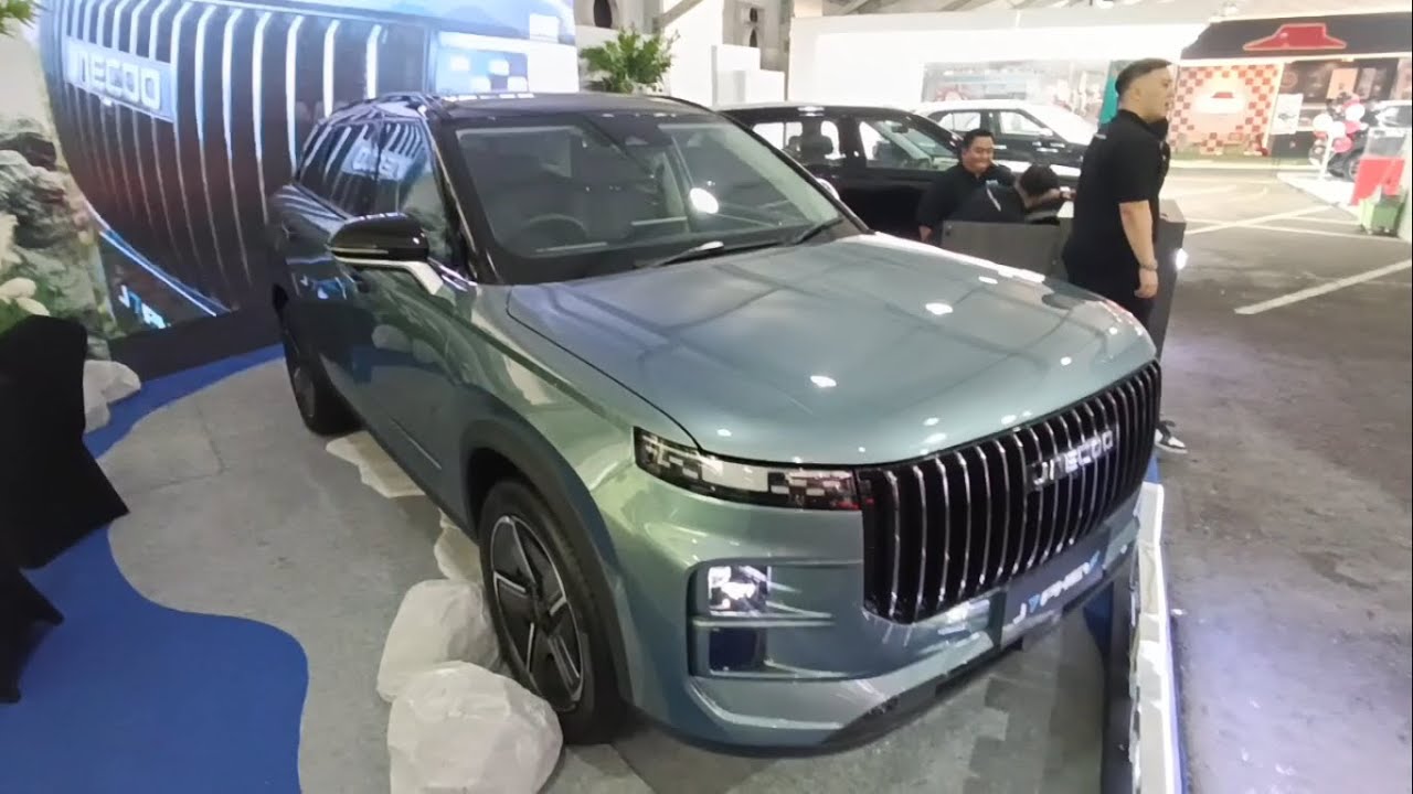 Jaecoo J7 SHS PHEV Summit Olive Grey 1.5T auto walkaround (Brunei)
