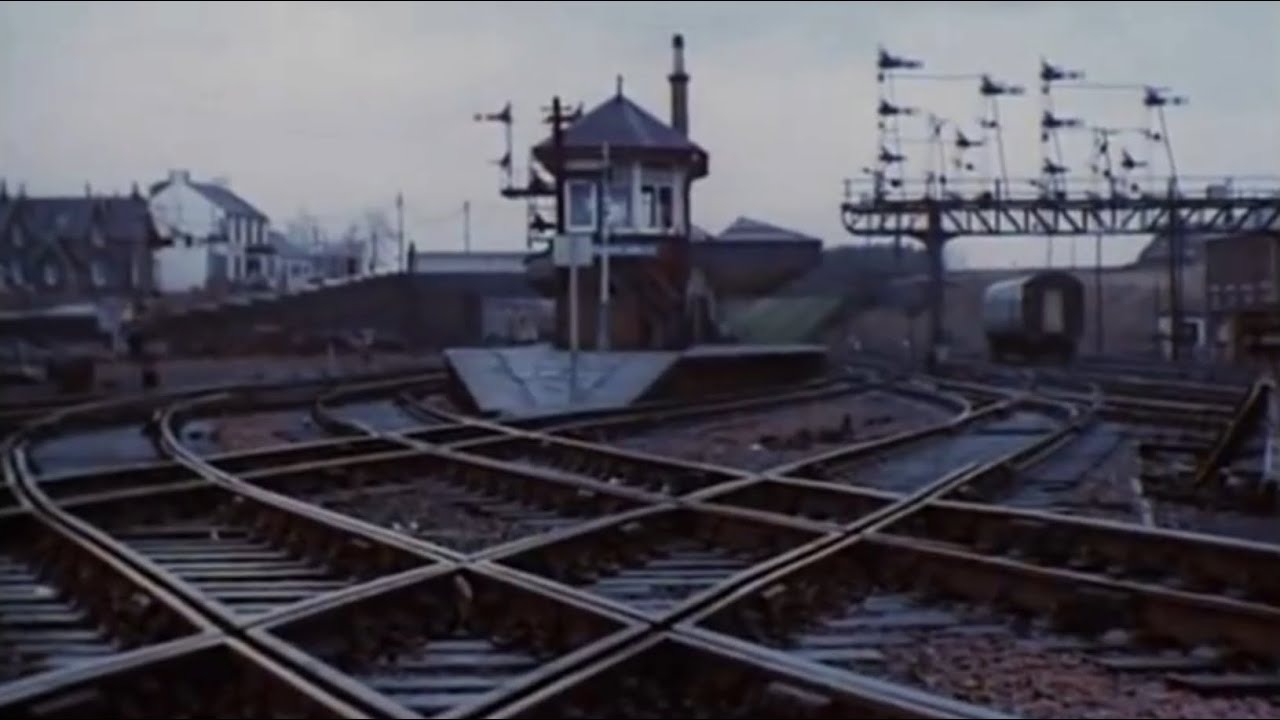 Vintage railway film - Points and aspects - 1974