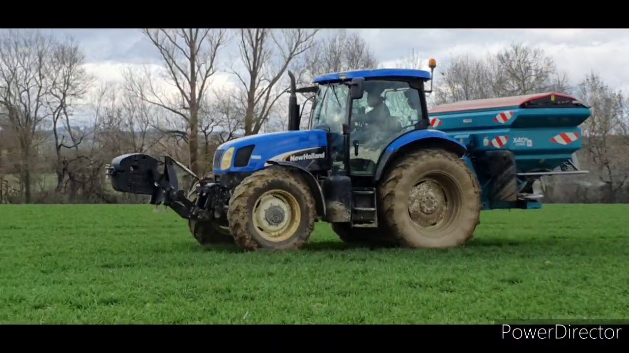 épandage d'engrais sur les blés