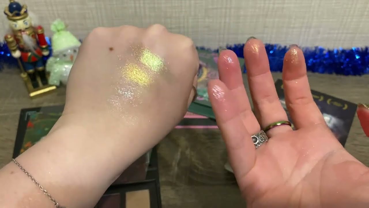 Вся моя косметика! 🌟 Совсем большие палетки вообще жесть! 🌟