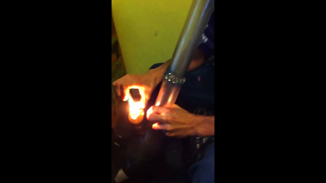 Two bongs one breath