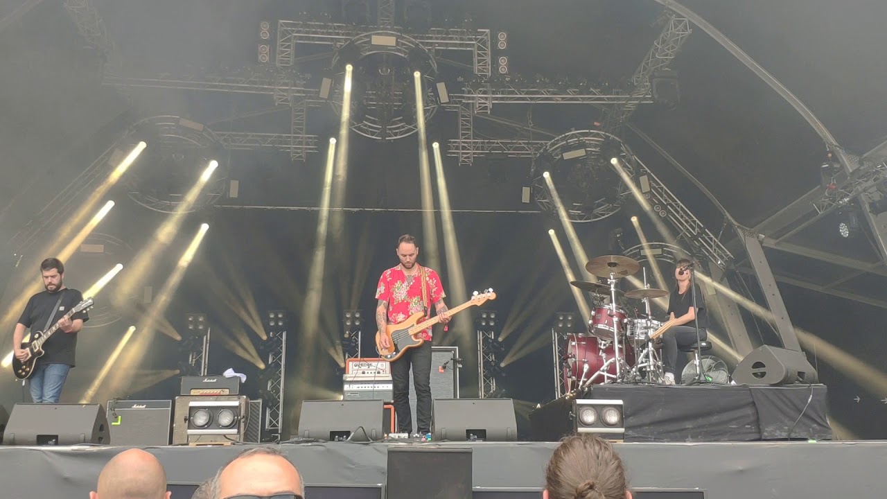 [Hellfest 2019] Brutus - War  (Live at the Warzone) 23/06/2019