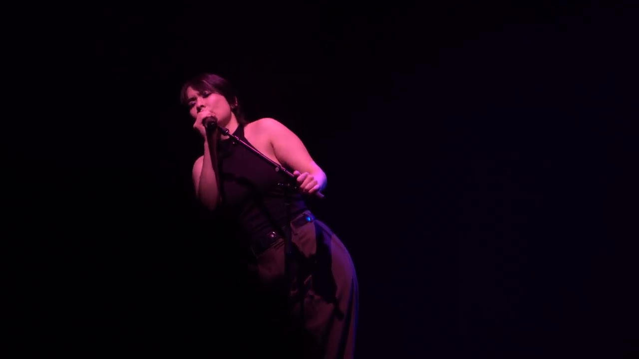 Mitski - Valentine, Texas (Beacon Theatre, NYC 2/24/24)