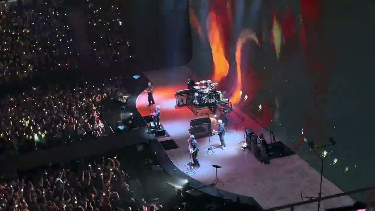 04 Le Chant des Cygnes - Indochine - Orléans 11 février 2025