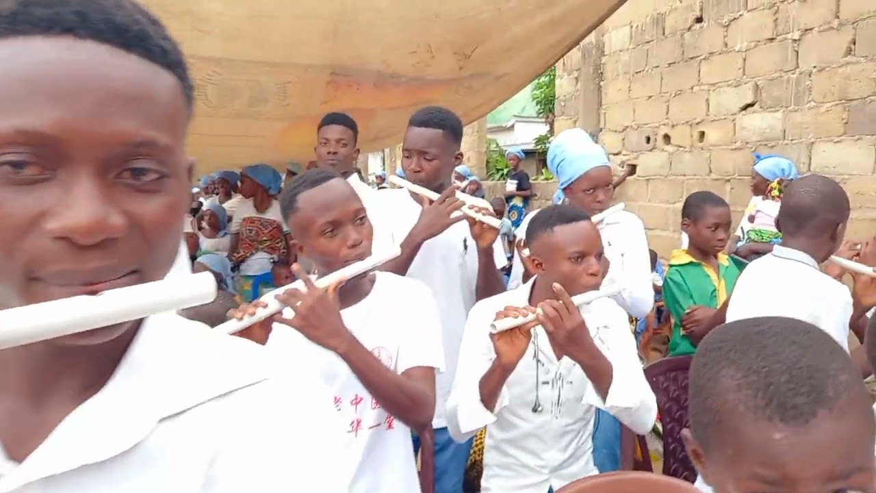 FLUGO KANGULU dans TULINGISI SILU MIA NZAMBI