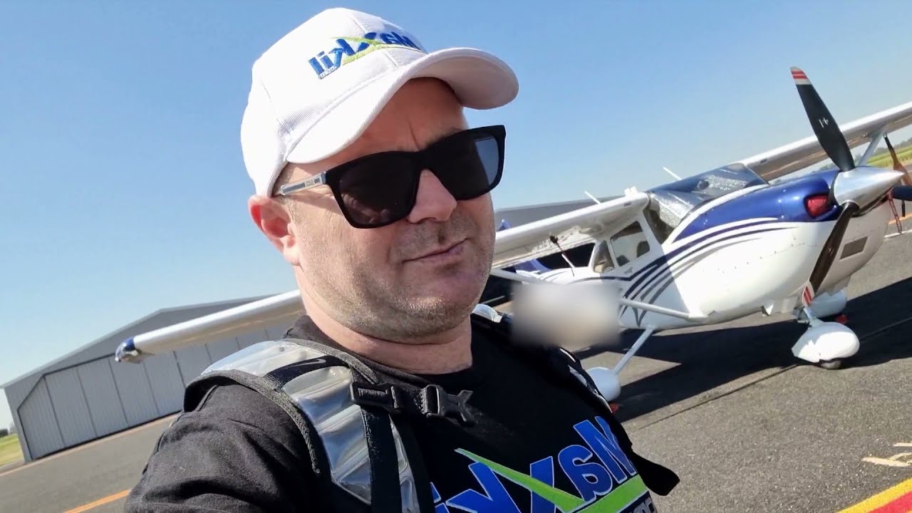 Flying a Cessna Skylane To Outback Australia to Watch Horse Racing