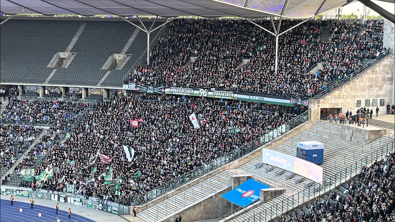 Support Hannover 96 Fans in Berlin