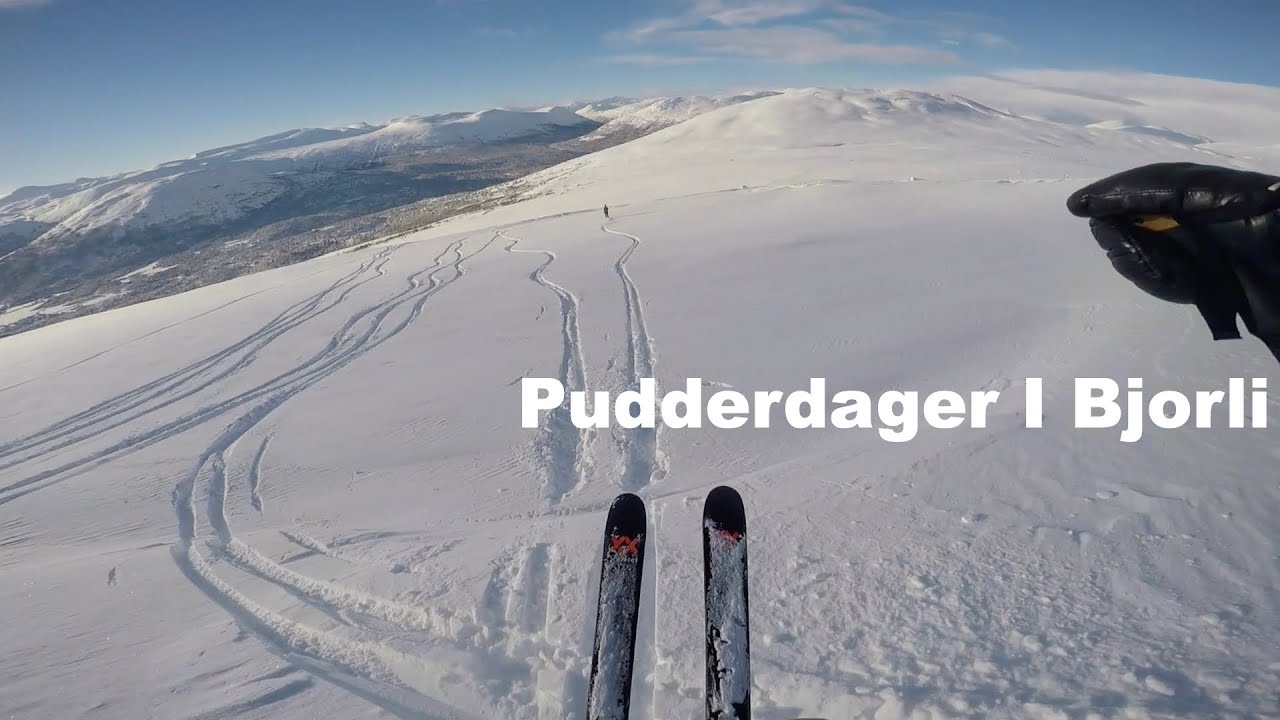 3 dager med fersk pudder i Bjorli Skisenter - Snowboarder pr&oslash;ver ski