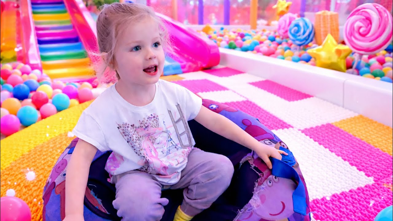 Let’s Go Play! 🎶 Весёлая детская песенка Анны Марии про игру на Английском и Русском 