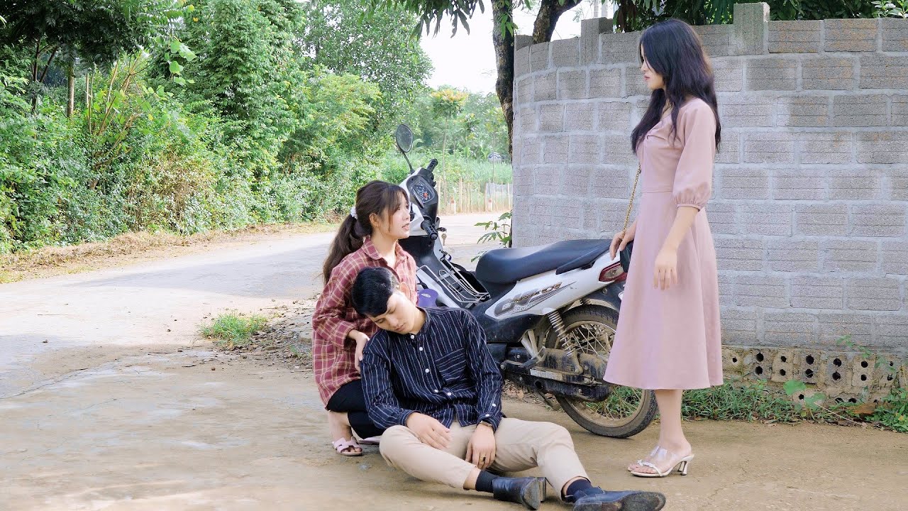 Anh Trai Chủ Tịch Giả Làm Xe Ôm Bị Tiểu Thư Hắt Cà Phê Nóng Vào Người Và Cái Kết Bất Ngờ - Tâp 572
