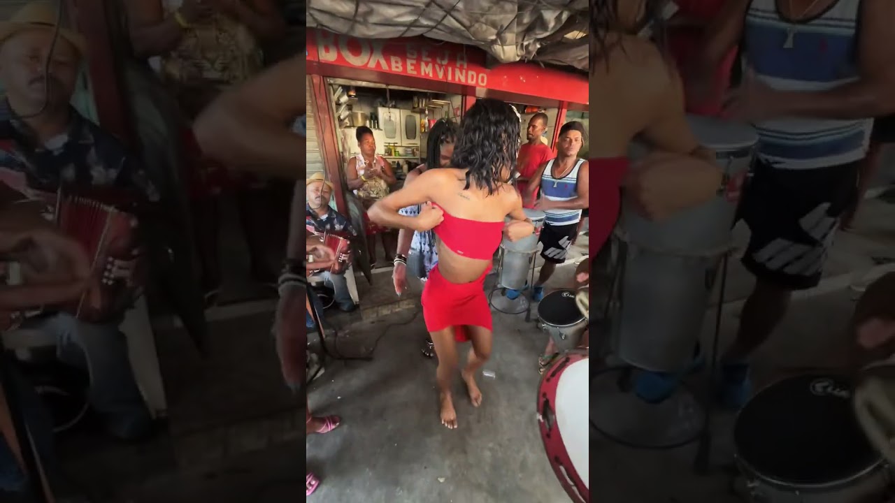 Samba de Roda da Praça do Tropeiro em Feira de Santana Bahia
