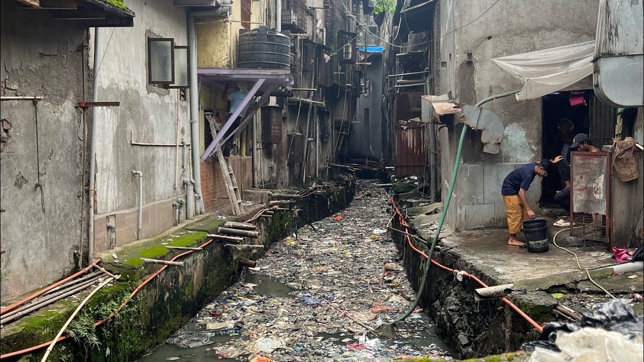 मुंबई की झुग्गियों में जीवन की सच्चाई #mumbai#lxjaiswal 