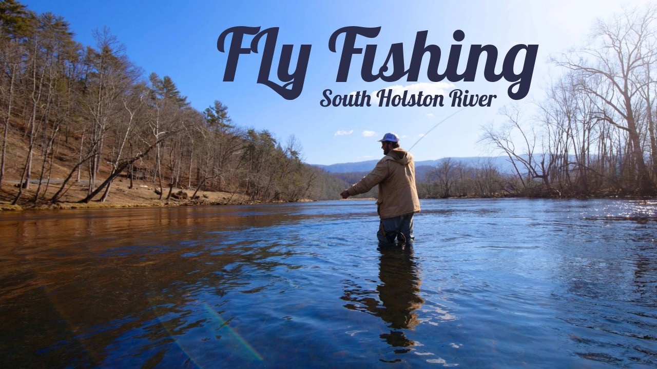 Рыбалка нахлыстом на реке Саут-Холстон в лодже Tailwaters Lodge.