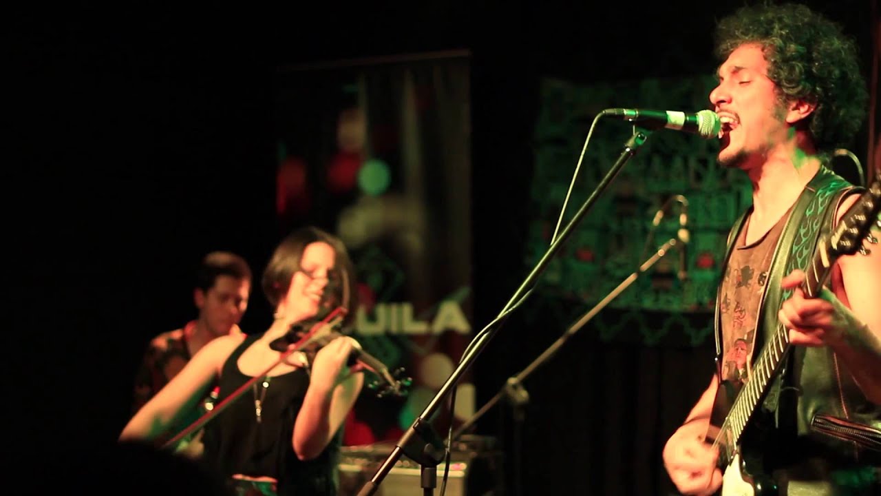 Aguila Espacial - Hipercandombe (cover 