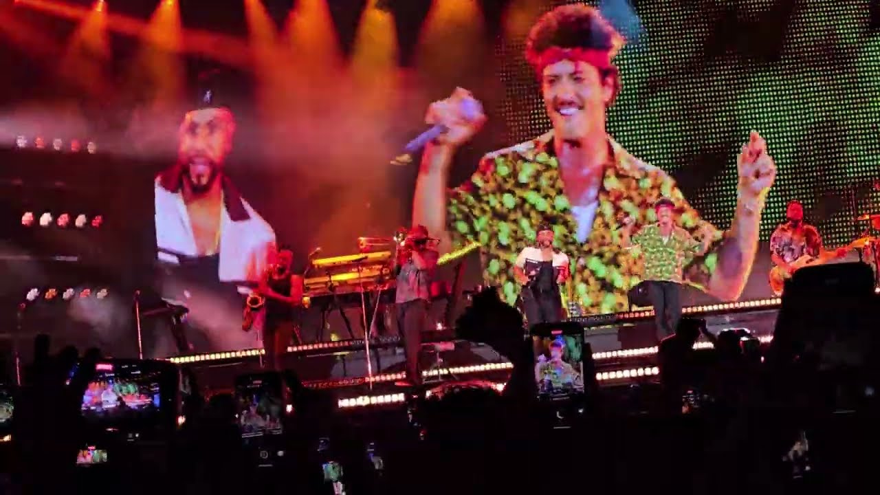 BRUNO MARS Performed at Jakarta International Stadium (13 September 2024)
