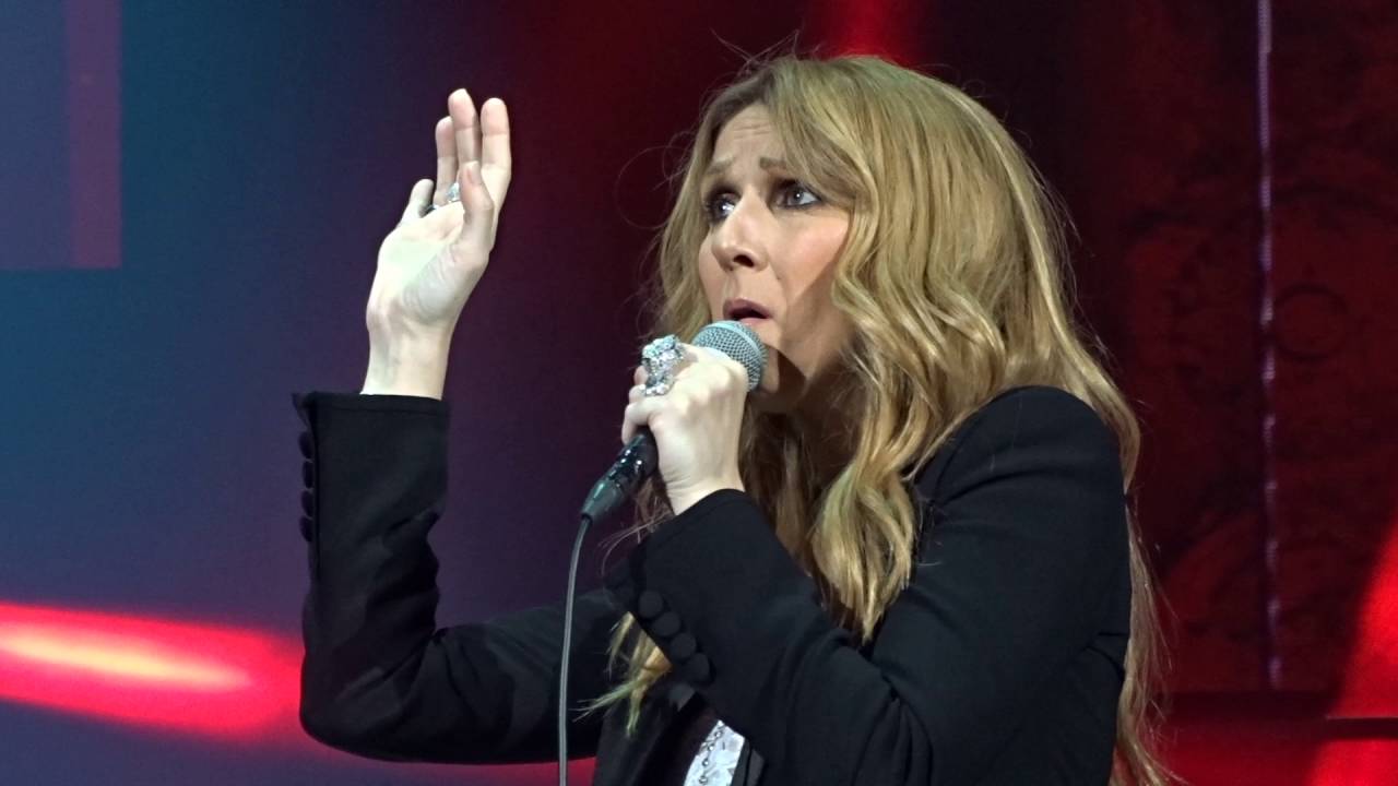 Celine Dion - L'amour Existe Encore - Paris 03/07/16