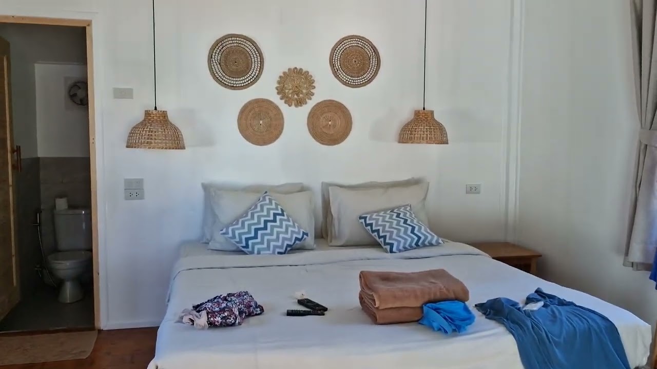 Beachwalk in Thailand