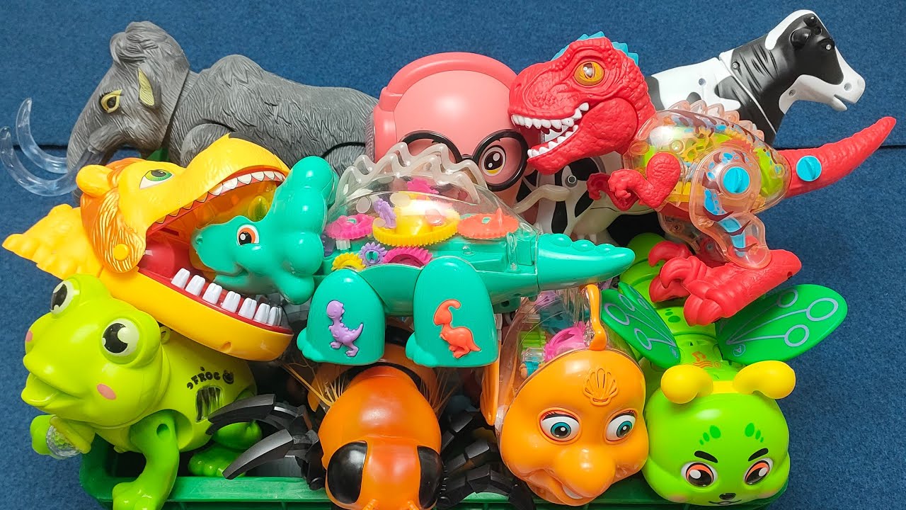 6 Minutes Toy Review ASMR | Calm Unboxing Sounds in a Green Box (No Talking)