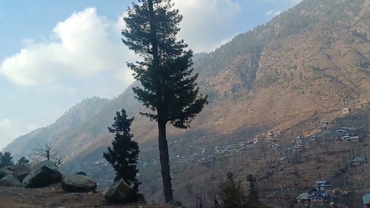 The Bandipore to Sirender route showcases a scenic... Very Beautiful tourest place 