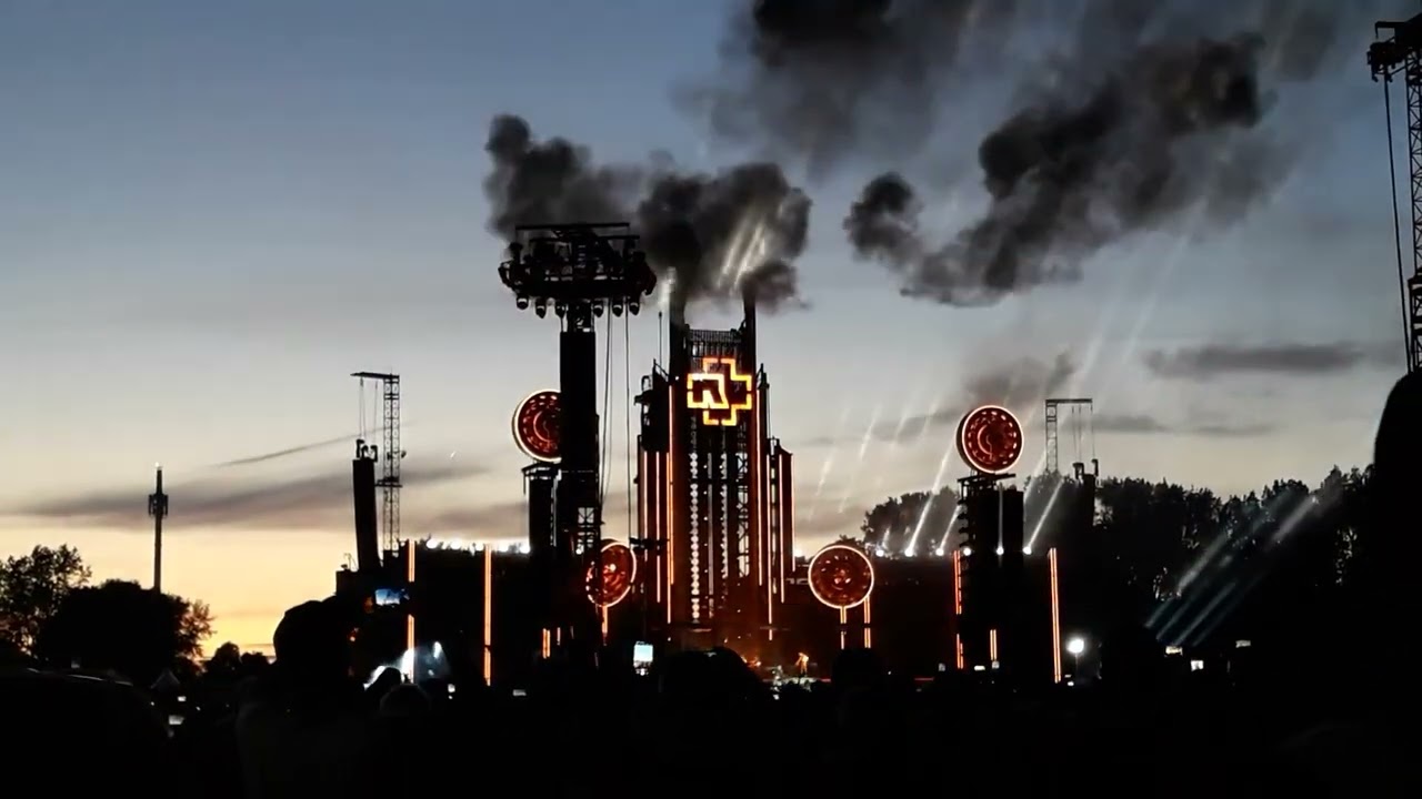 Rammstein - Sonne.  Oostende 3 augustus 2022.