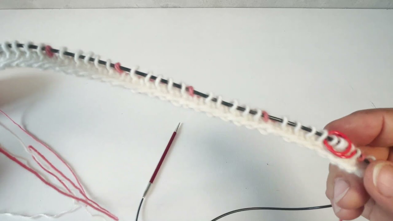 Video 3, Spot sweater KAL: Vi strikker pind 1