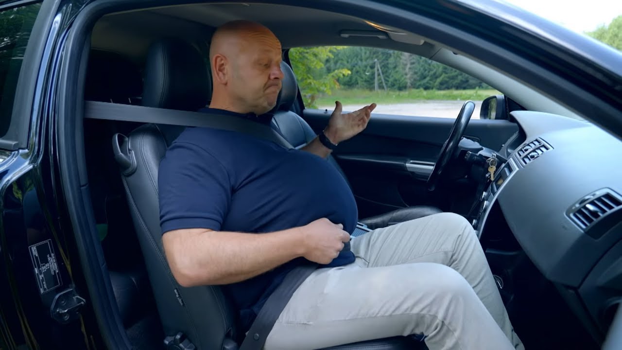 Jak zapiąć pasy w ciąży? Oto prosty sposób! #101_Gadżetów