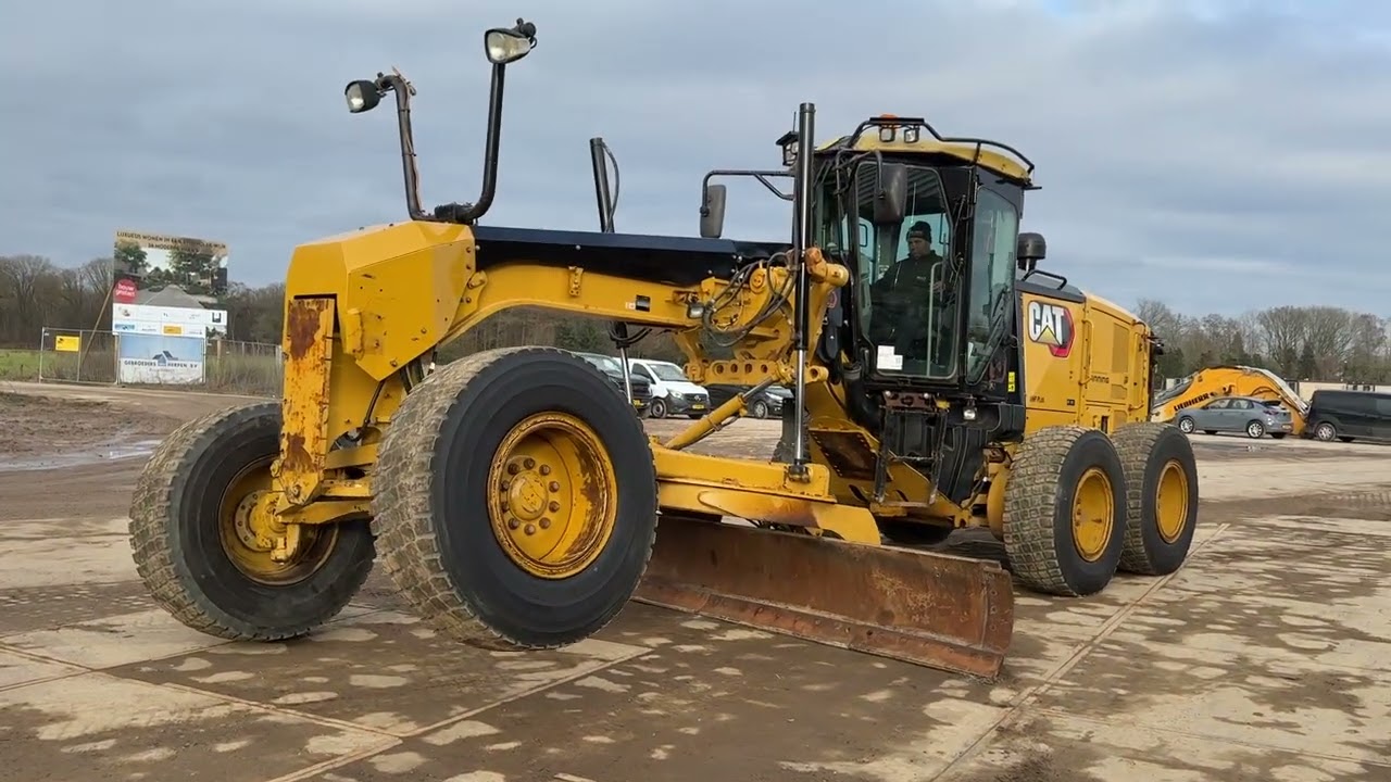 Caterpillar 160M Grader - Year: