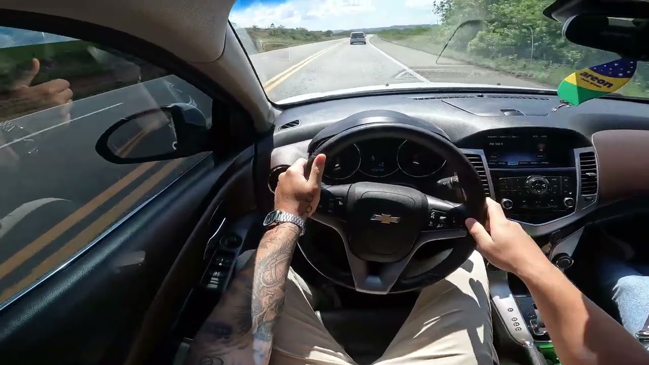 Cruze 1.8 VS UP TSI (Achou que seria fácil)