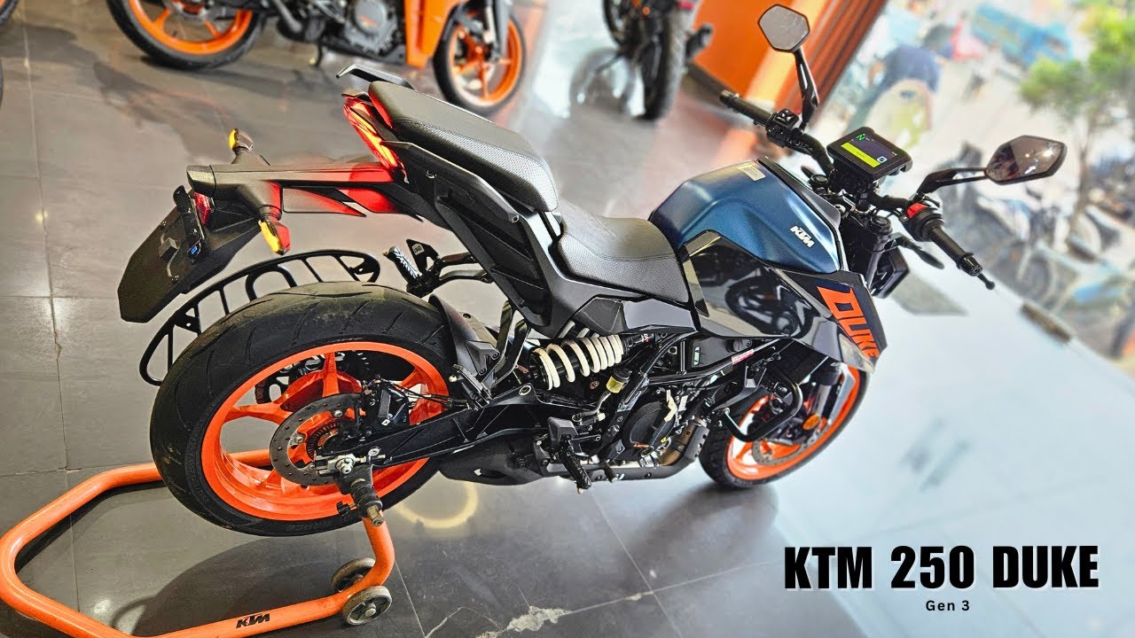 New 2024 KTM DUKE 250 TFT Display Detailed Review - On Road Price & All Colors | Mileage