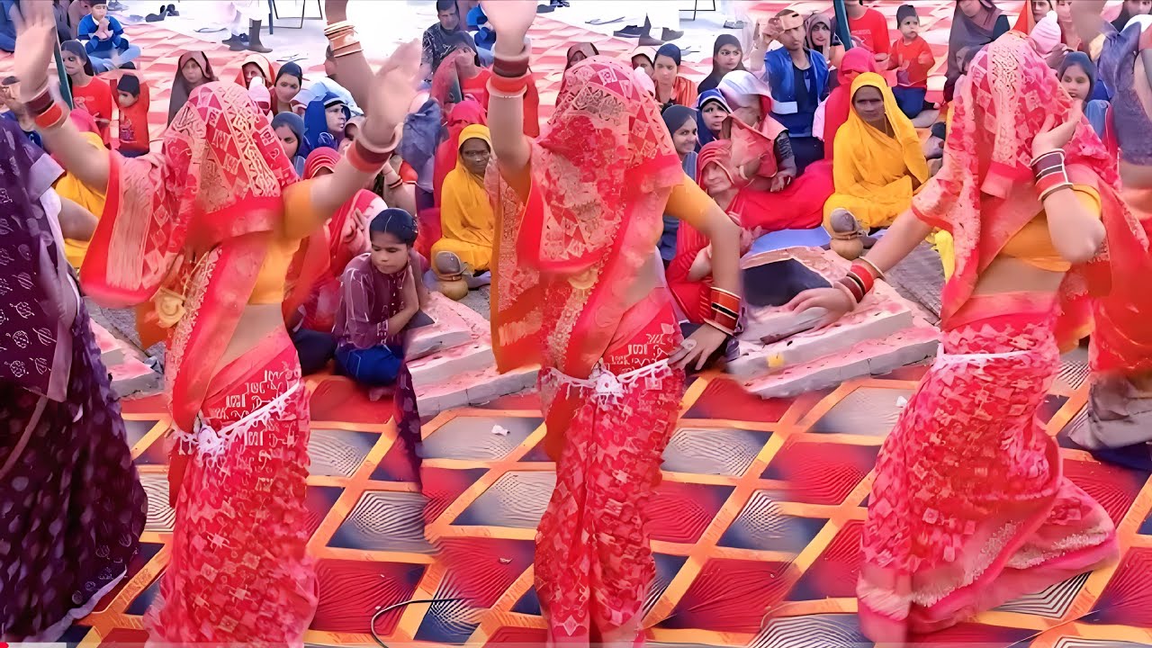 🔴Live Day 3 अंशू शास्त्री जी कुदरकोट की कथा में पहुंची रूचि शास्त्री जी सैफई