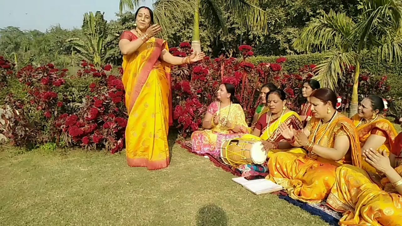 मेरे ससुर के तीन है बेटे 😂 एक डिप्टी एक कमीशनर एक थानेदार #डांस#संगीत#ढोलक#मजाकिया गीत