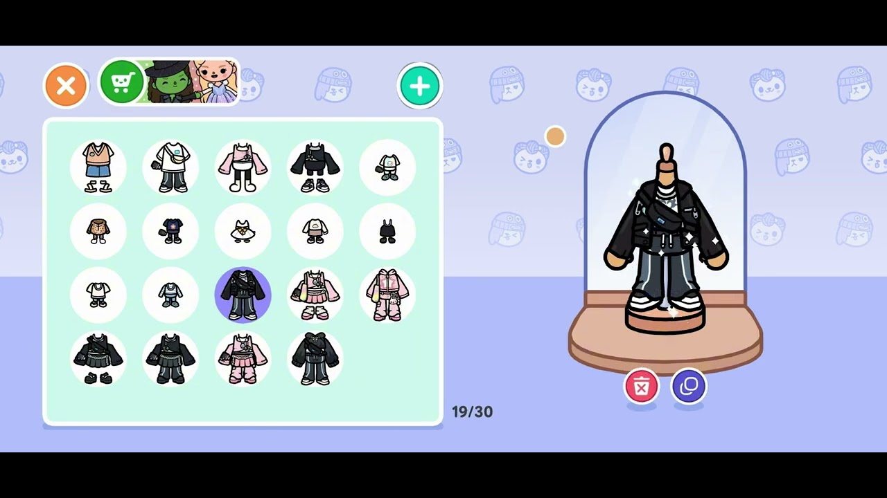 ￼￼ Putting Furniture and decorating the new free mall and in TocaBoca 