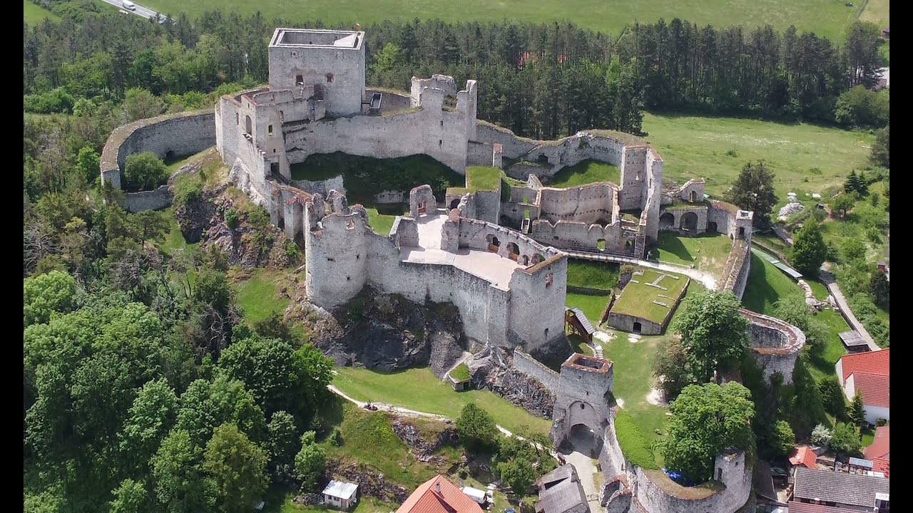 Zřícenina hradu Rabí