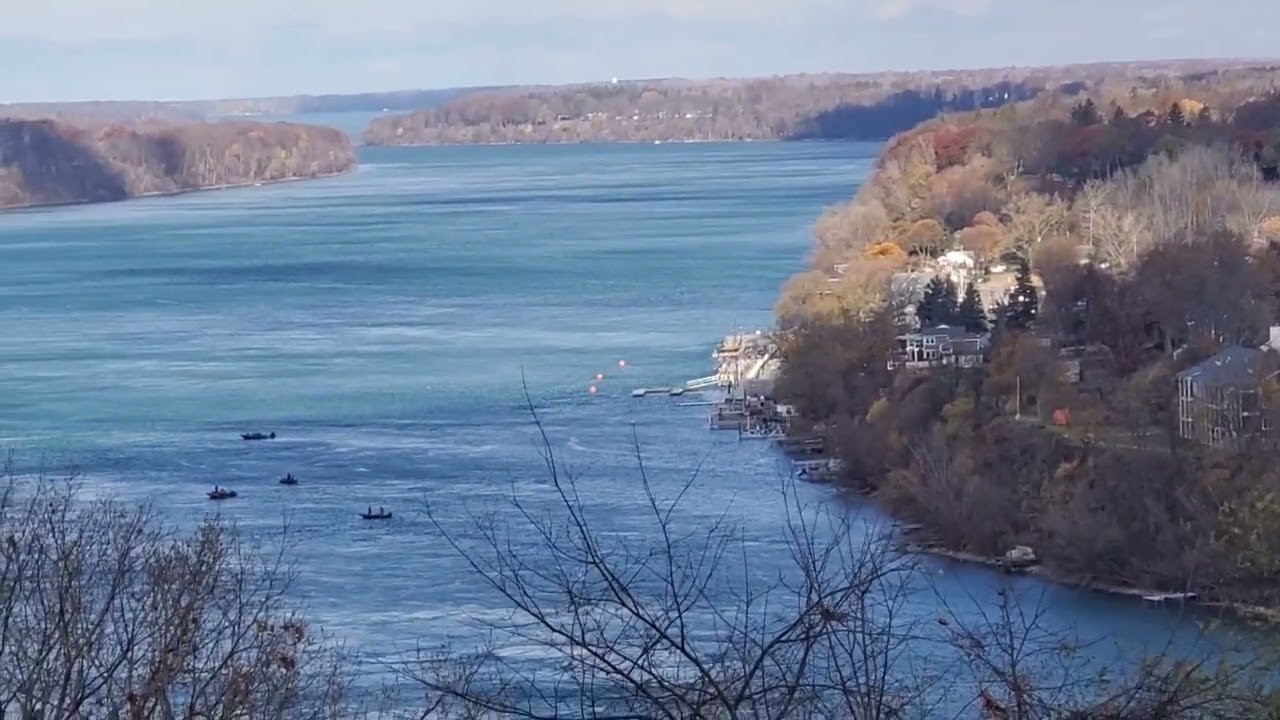 THE NIAGARA ESCARPMENT