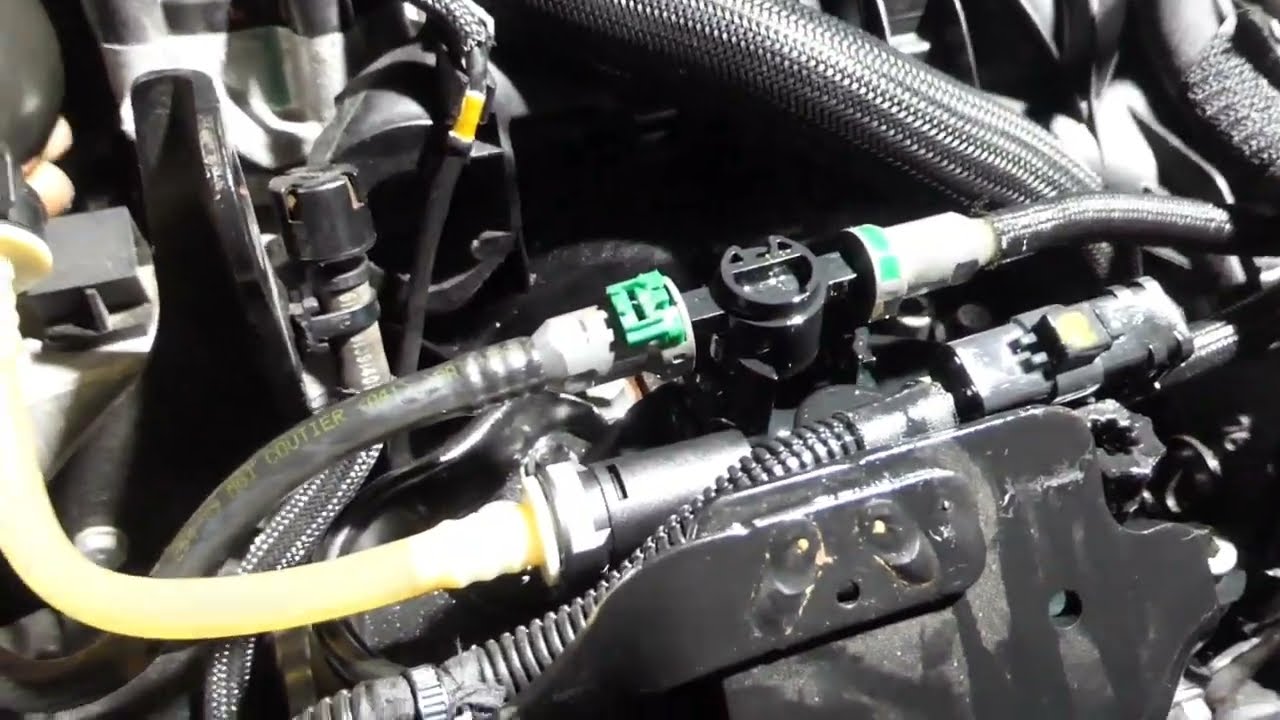 2.2 & 2.0 hdi engine fuel filter replacement and priming. Peugeot 407 2.2 HDi 2010.